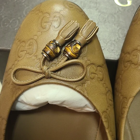 Gucci Guccisima Soft Light Camel Flats - Picture 5 of 11